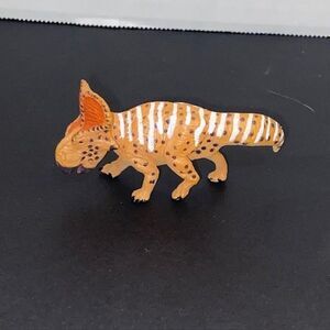 Safari Ltd Dinosaur Toy Authentic Collection Miniature Protoceratops VERY RARE